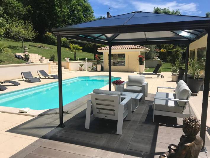 Gîte pour 2 personnes, avec piscine ainsi que jacuzzi et jardin à Saint-Antoine-de-Breuilh