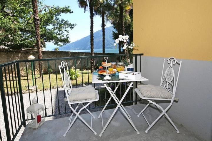 Gîte pour 2 personnes, avec vue ainsi que jardin et vue sur le lac, animaux acceptés à Oliveto Lario - 3