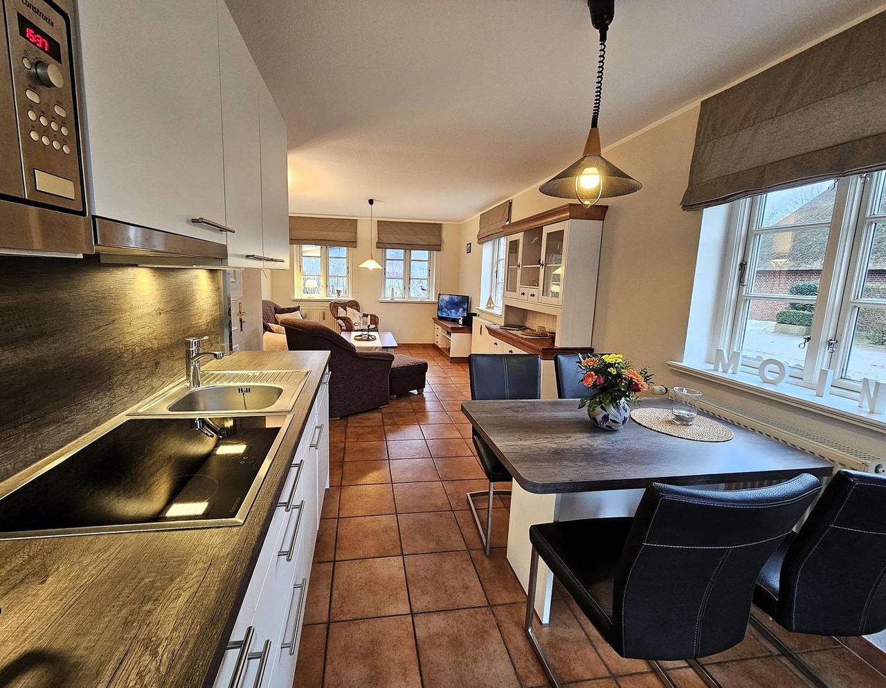 Ganze Wohnung, Ferienwohnung Am Museum 1: Terrasse, Garten, Wlan & Parkplatz inklusive in Alkersum, Föhr