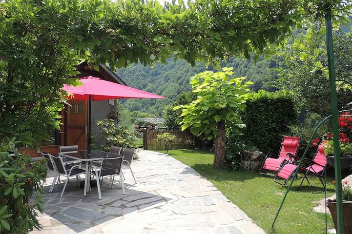 Gîte pour 5 personnes, avec jardin et terrasse