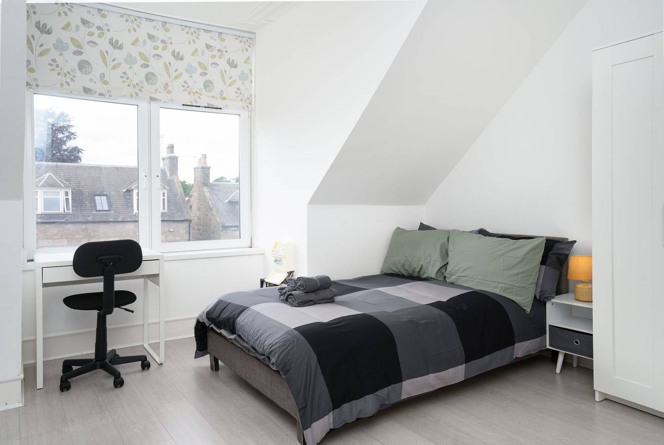 Entire apartment, Cosy fully equipped Studio 5  close to University  in Aberdeen, Aberdeenshire