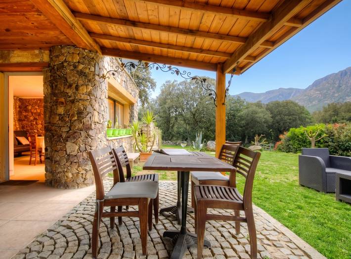 Gîte pour 5 personnes, avec Terrasse et Jardin à Moltifao