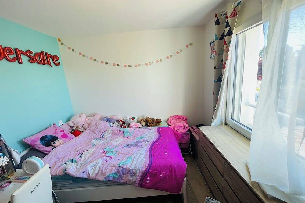 La Rochelle: Maison neuve avec piscine à 10mn du vieux port, un endroit calme… in Saint-Xandre, Région de La Rochelle