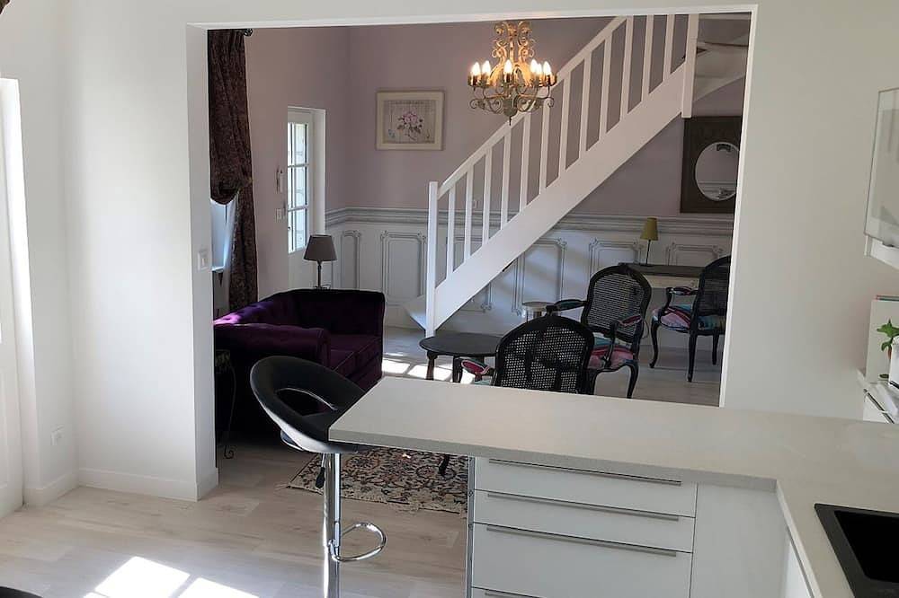 Cottage Parc Duplex of 70 m² for 2 people – 1 bedroom – 2 bathrooms – in Azay-le-Rideau, Loire Valley