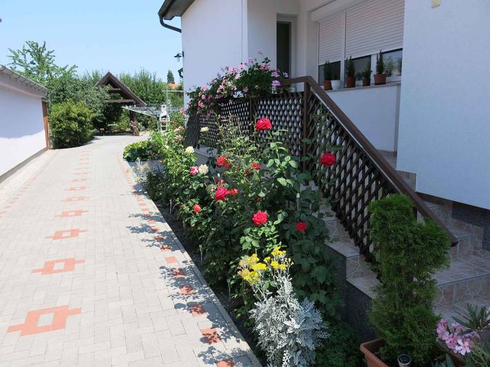 Ferienwohnung für 4 Personen, mit Balkon und Garten in Keszthely - 3