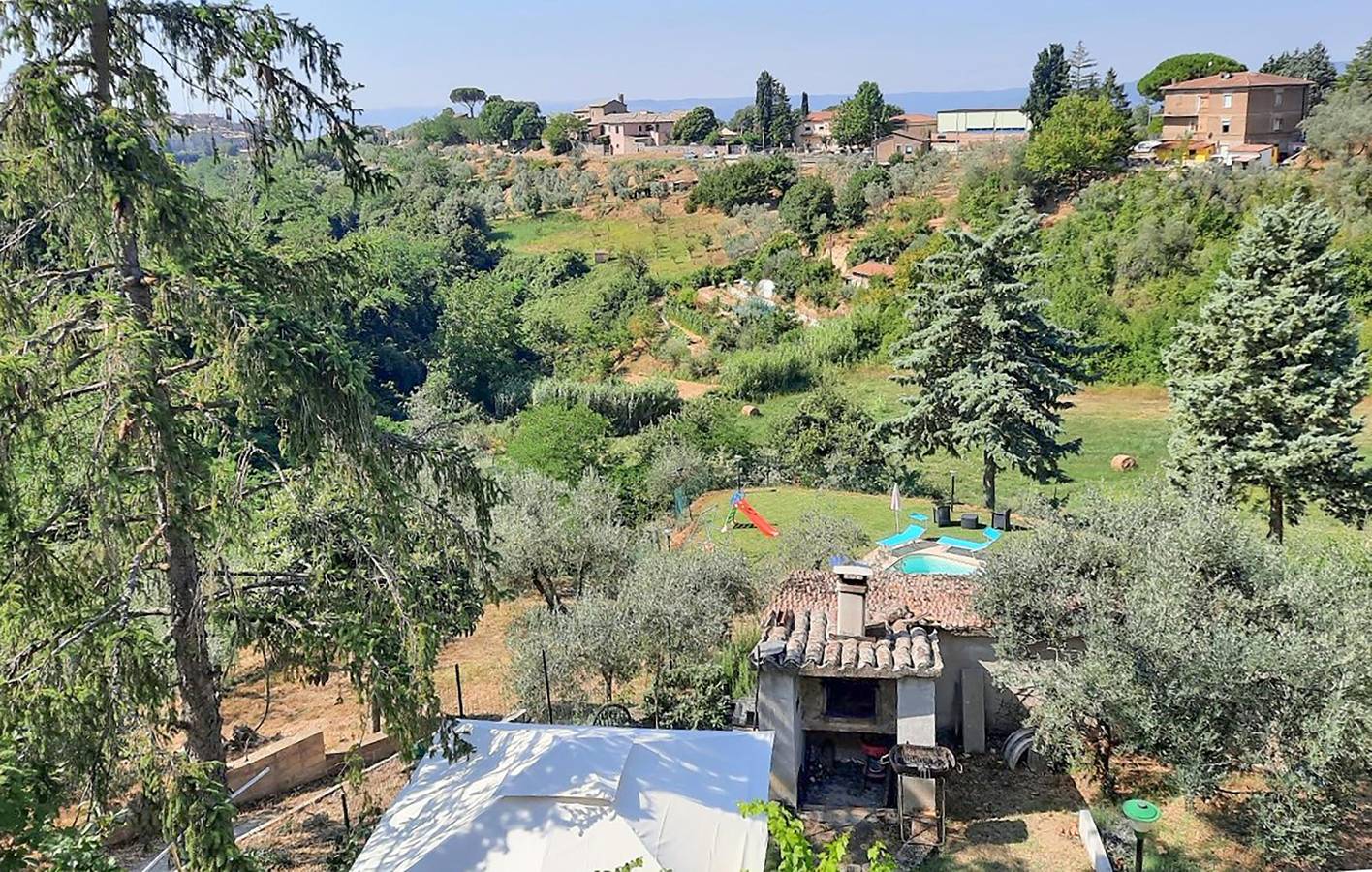 Ficulle Pool-Side Apartment with Parking in Ficulle, Terni Province
