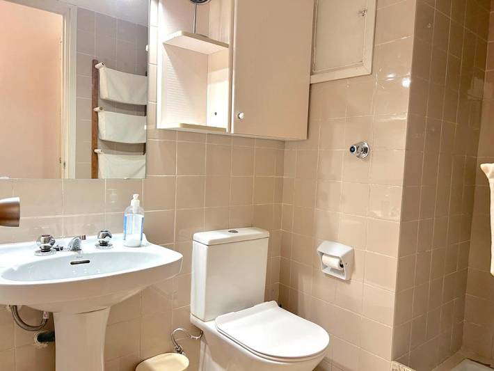 Apartamento de vacaciones para 4 personas, con balcón y vistas, Se admiten mascotas en Pallars Sobirà - 2