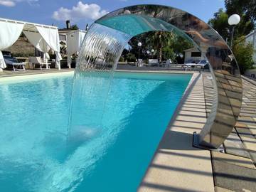 Chambre d’hôte pour 5 personnes, avec piscine et vue ainsi que jardin et vue sur le lac, adapté aux familles à Matera