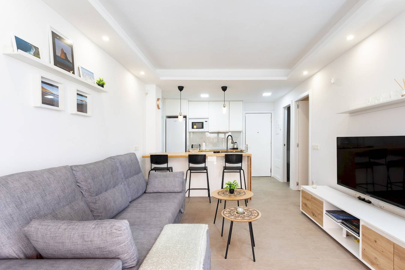 Apartamento entero, Home2Book Sea View Apartment with Terrace & Pool in Las Caletillas, Tenerife Sur