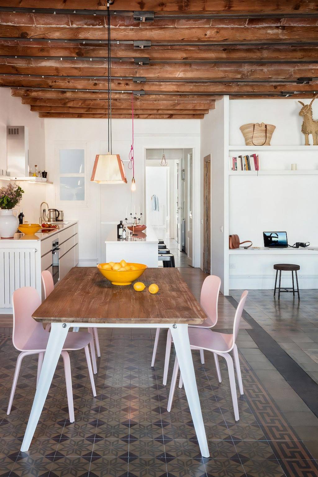 Appartamento intero, Guestready - Fascino moderno vicino a Pl. Cataluña in Barcelona Centre, Barcellona