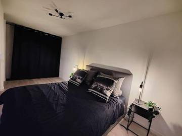 Gîte pour 4 personnes, avec terrasse et jardin à Groslay