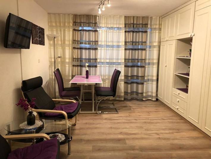 Ferienwohnung für 2 Personen, mit Sauna und Garten sowie Ausblick und Pool - 1