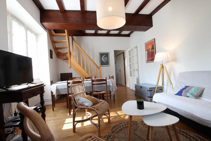 Gîte pour 6 personnes, avec terrasse à Ainhoa - 2