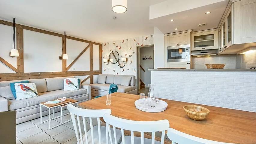 Location de vacances pour 9 personnes, avec piscine ainsi que terrasse et sauna, animaux acceptés à Houlgate - 2