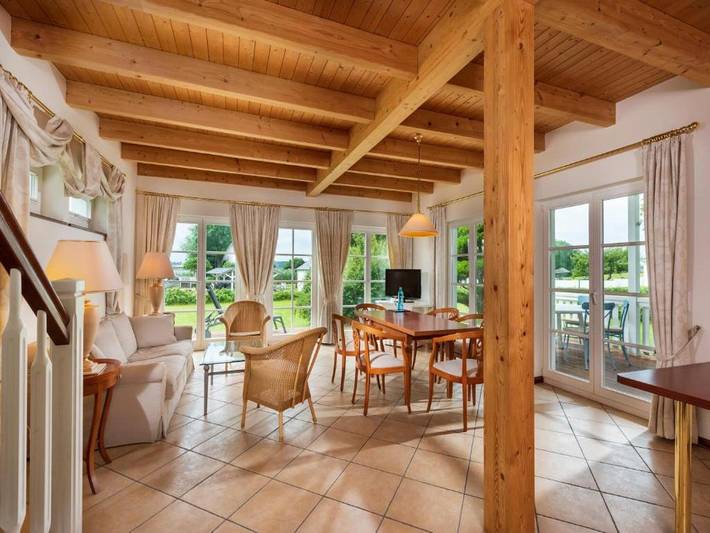 Ferienwohnung für 2 Personen, mit Terrasse und Pool sowie Garten und Sauna, mit Haustier in Werder