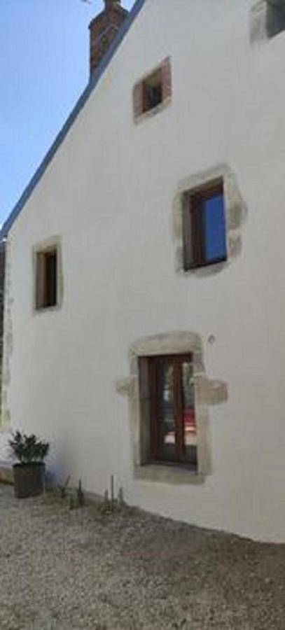 Location de vacances pour 6 personnes, avec terrasse ainsi que vue et piscine à Is-sur-Tille - 4