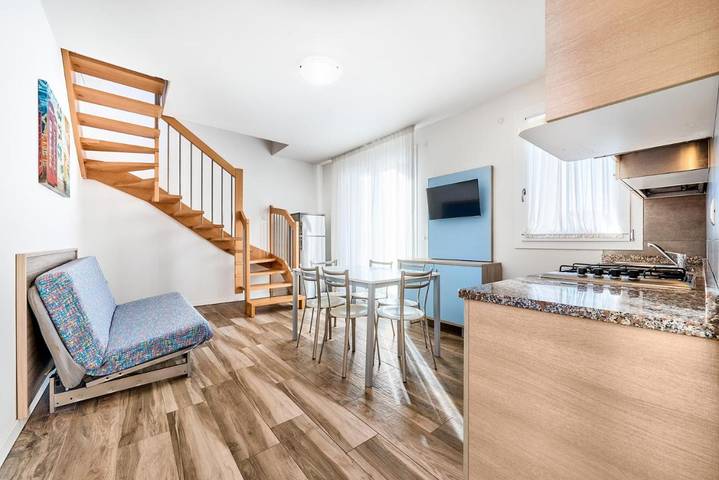 Casa sulla spiaggia per 7 persone, con piscina per bambini e piscina nonché giardino e panorama, adatto a famiglie con bambini in Veneto