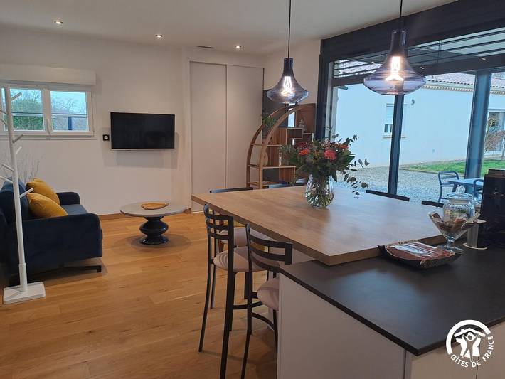 Gîte pour 4 personnes, avec terrasse et jacuzzi ainsi que piscine et sauna à Lavaur - 4