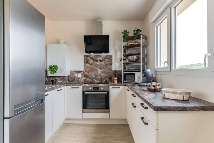 Gîte pour 4 personnes, avec terrasse et vue à Louviers - 3