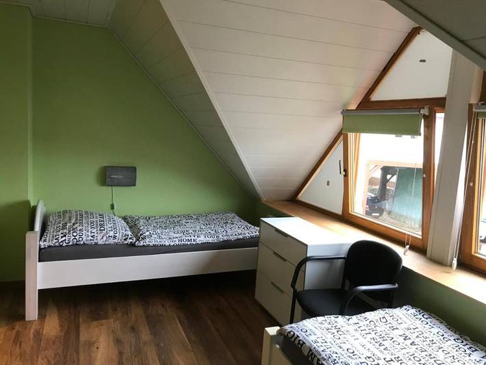 Gîte pour 7 personnes, avec vue et balcon dans Langgons - 4