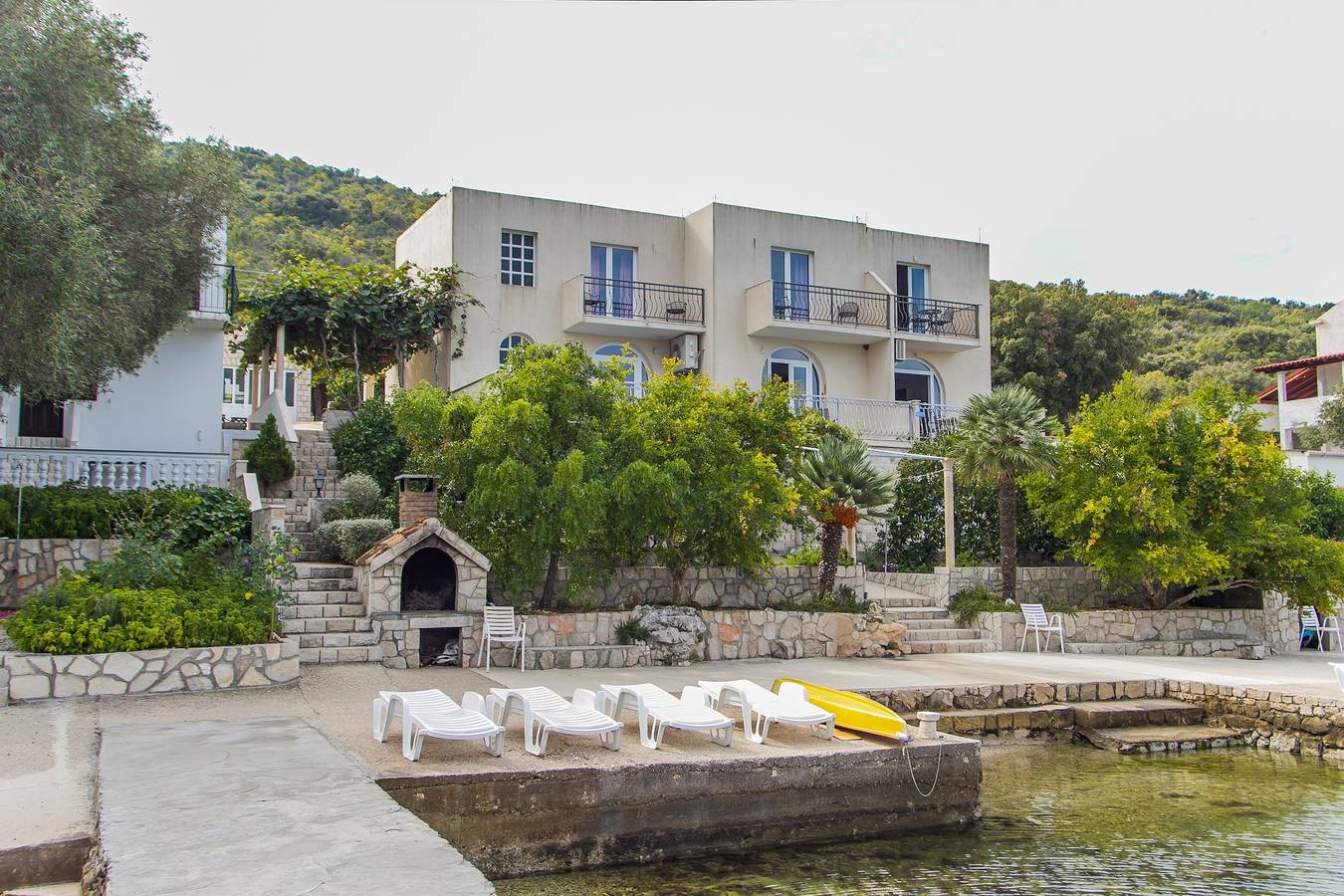 Ganze Wohnung, 2-Zimmer-Ferienwohnung am Strand Luka Dubrava, Peljesac A-24568-a in Dubrovnik-Neretva