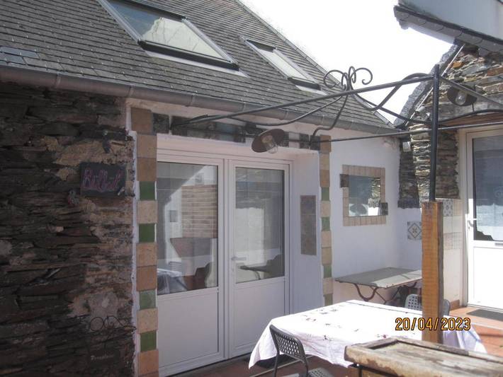 Gîte pour 2 personnes, avec Terrasse à Gouézec