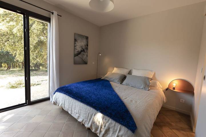 Villa pour 6 personnes, avec jacuzzi et jardin à L'Isle-sur-la-Sorgue - 2