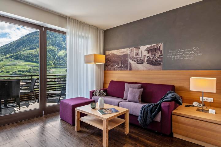 Hel lägenhet, Apartment 'Alagundis  Aurum Ii' with Mountain View, Shared Pool and Wi-Fi in Algund, Texel Group
