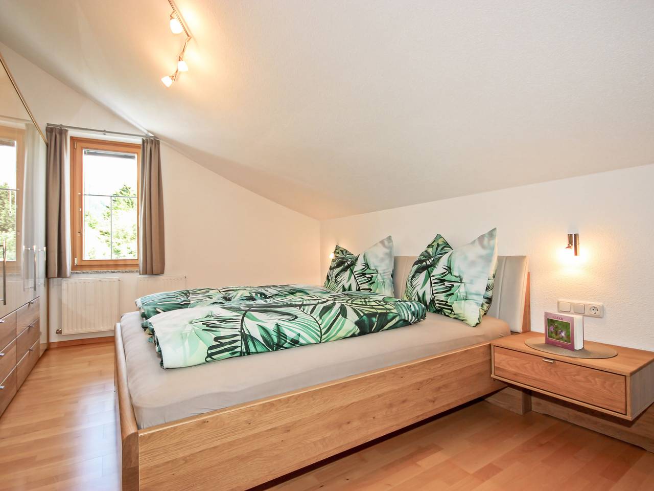 Ganze Wohnung, Jenewein in Kaunergrat, Fließ