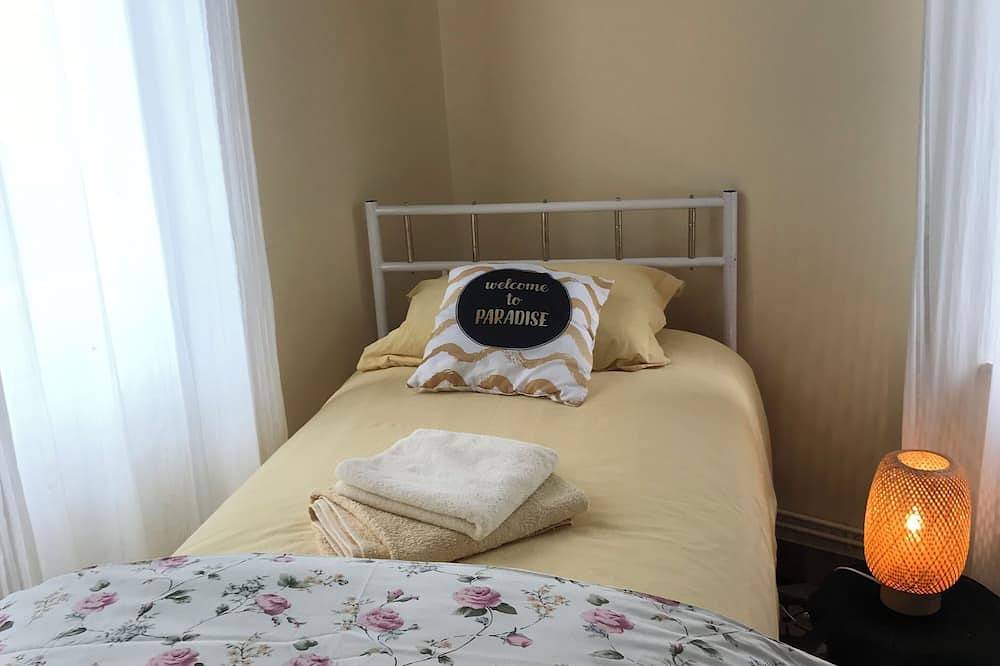 Ganze Wohnung, Le Rameau 4 room ground floor apartment Sainte Ménéhould town center Marne in Sainte-Menehould, Marne