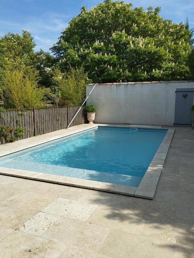 Location de vacances pour 4 personnes, avec piscine ainsi que vue et terrasse à Méthamis - 3