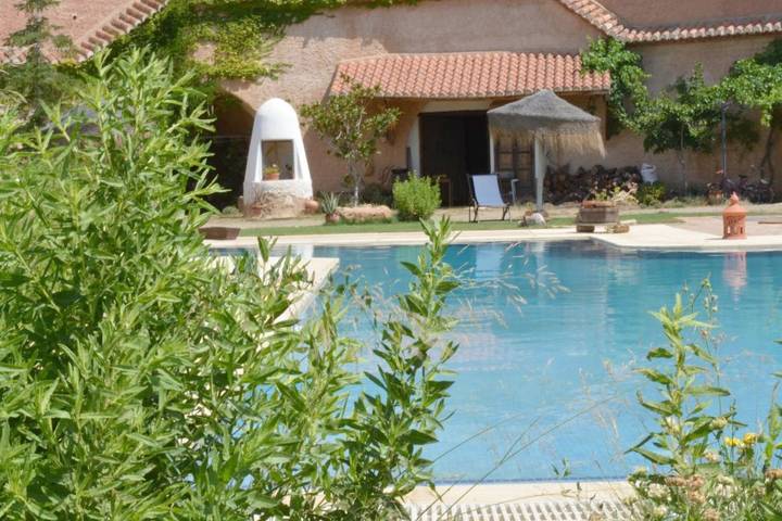 Casa rural con piscina para 4 personas, con Terraza y Jardín además de Piscina y Vistas en Comarca de Guadix