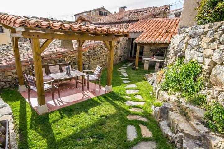 Casa de vacaciones para 4 personas, con vistas y jardín en Sierra de Gredos - 3