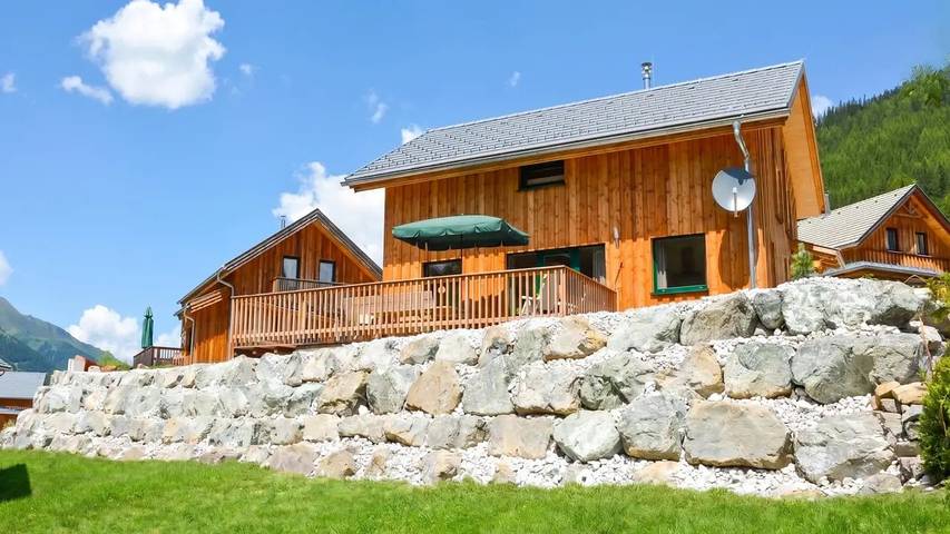 Ferienhaus für 9 Personen, mit Sauna und Garten