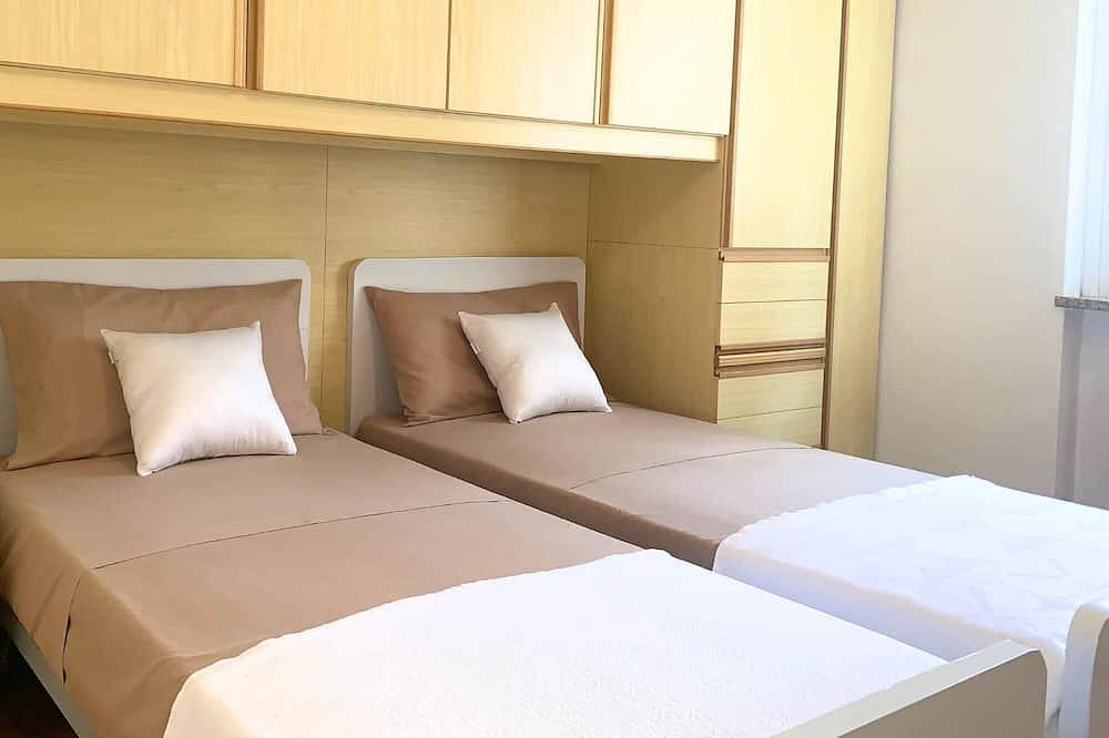 Appartement entier, [Wifi & Free Park] Bgy Airport 20 min in Zogno, Alpes bergamasques occidentaux