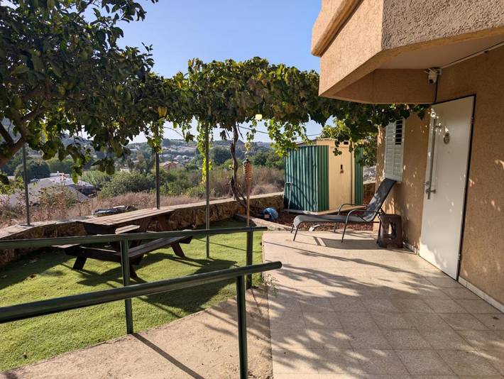 Appartement de vacances pour 4 personnes, avec jardin et vue, animaux acceptés