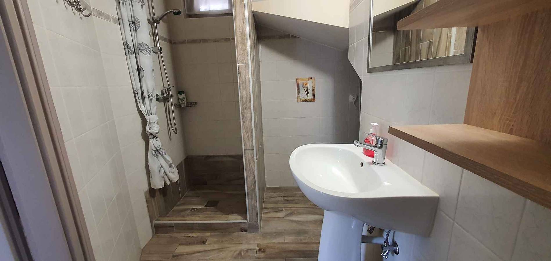 Vakantiehuis in de buurt van water met airco en internet in Mariënbad, Zuidelijke oever van het Balatonmeer