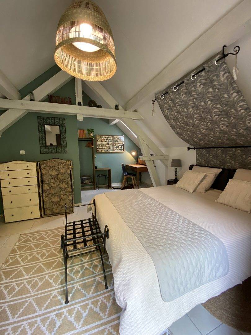 Chambres d'hôtes et Gîte Au Merlenchanteur Strasbourg - Chambre Schoelcher in Schiltigheim, Région de Strasbourg