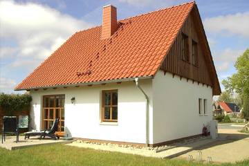 Ferienhaus für 4 Personen, mit Garten in Lütow