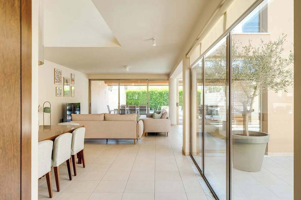 2Br Villa w/ Private Pool | Salgados | Da’Home in Guia, Faro Distrikt