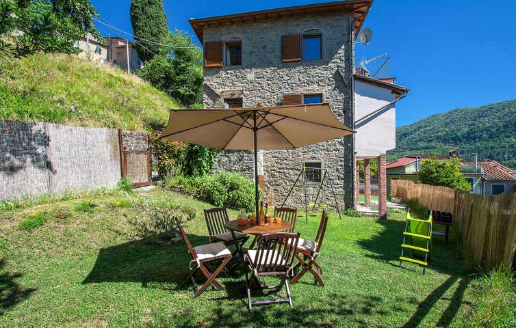 Vakantieappartement voor 8 personen, with tuin and terras as well as uitzicht - 1