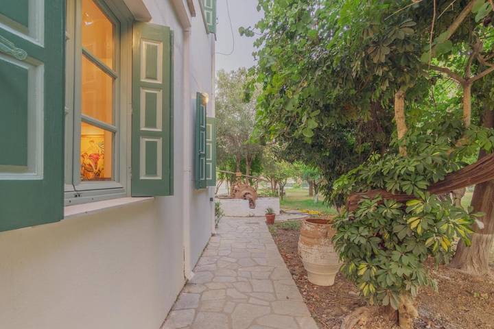 Maison d’hôte pour 6 personnes, avec balcon ainsi que vue et jardin dans Skiathos - 3