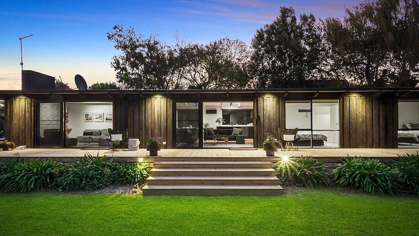 Holiday home for 8 people, with garden in Portsea