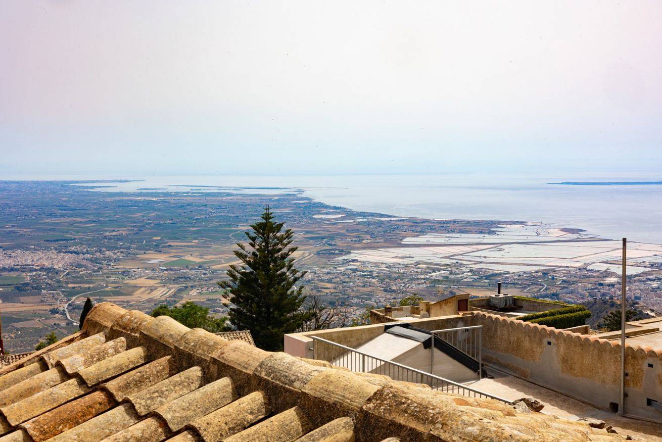 Apartamento entero, Erice Lovely Apt with Terrace and Stunning View in Erice, Provincia de Trapani