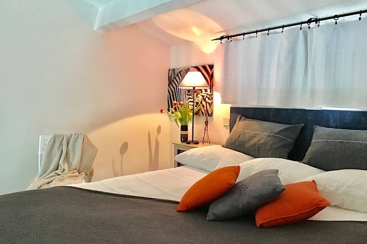 Ferienwohnung für 2 Personen, mit Whirlpool und Balkon in Port Grimaud - 2