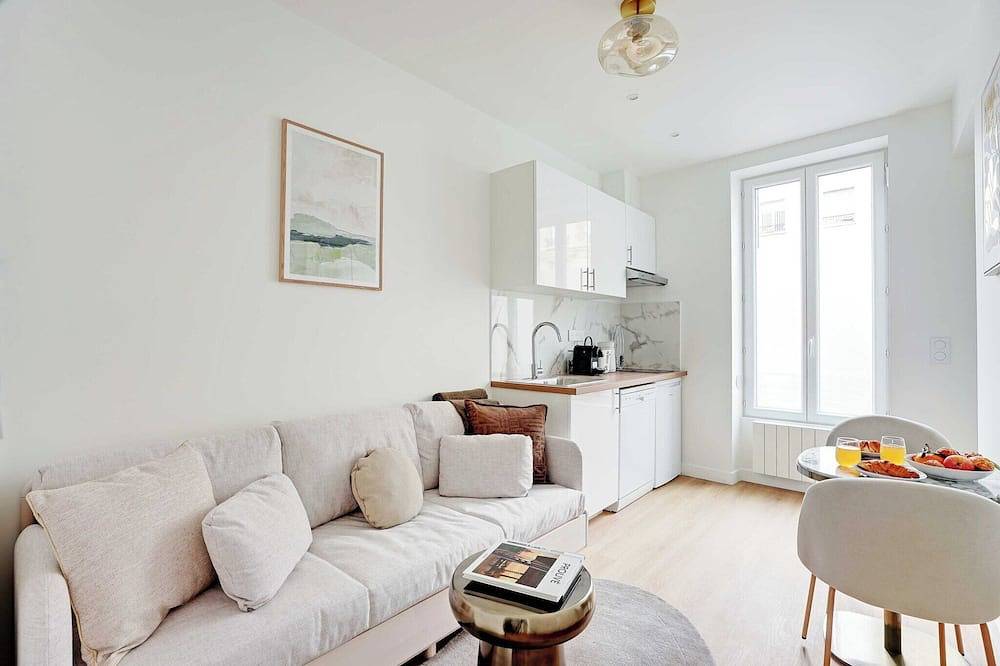 Entire apartment, Cozy Apartment 1Br/3P - Ivry in Ivry-sur-Seine, Val-de-Marne