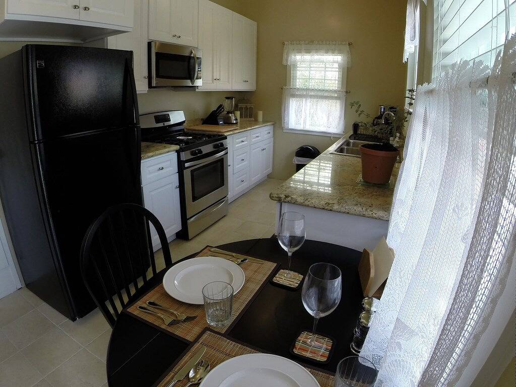 Ganze Wohnung, Mariposa- One Bedroom Wohnung; süßen Wochenende durch den Strand! neu renovierten Schönheit in Santa Barbara, Santa Barbara County