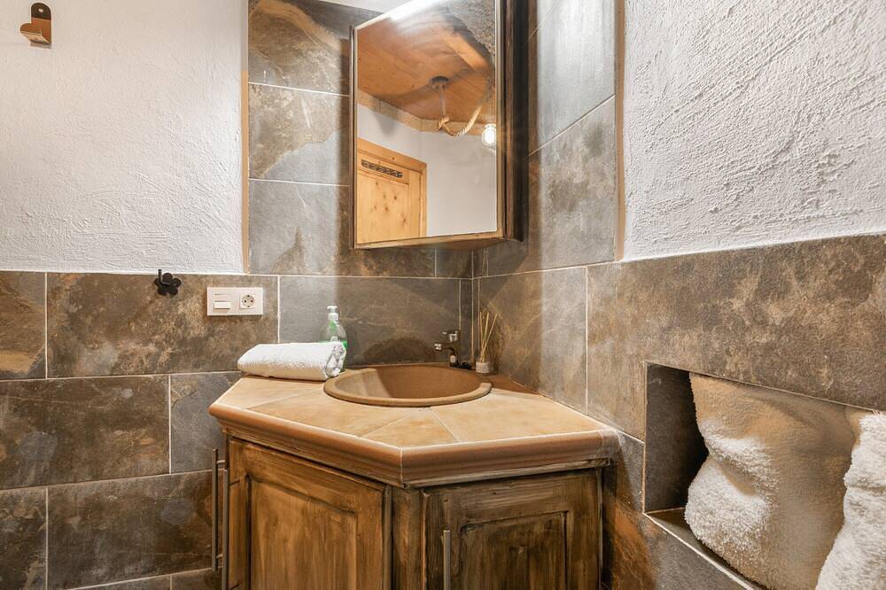 Finca de vacaciones con piscina en Arafo, vistas a la montaña, piscina privada y Wi-Fi in Arafo, Arafo region