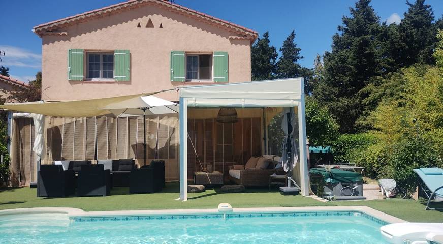 Ferienhaus für 7 Personen, mit Garten