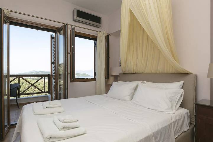 Villa Kallisto, 2Br, 2Bth Villa mit privatem Pool und herrlichem Meerblick in Sporaden